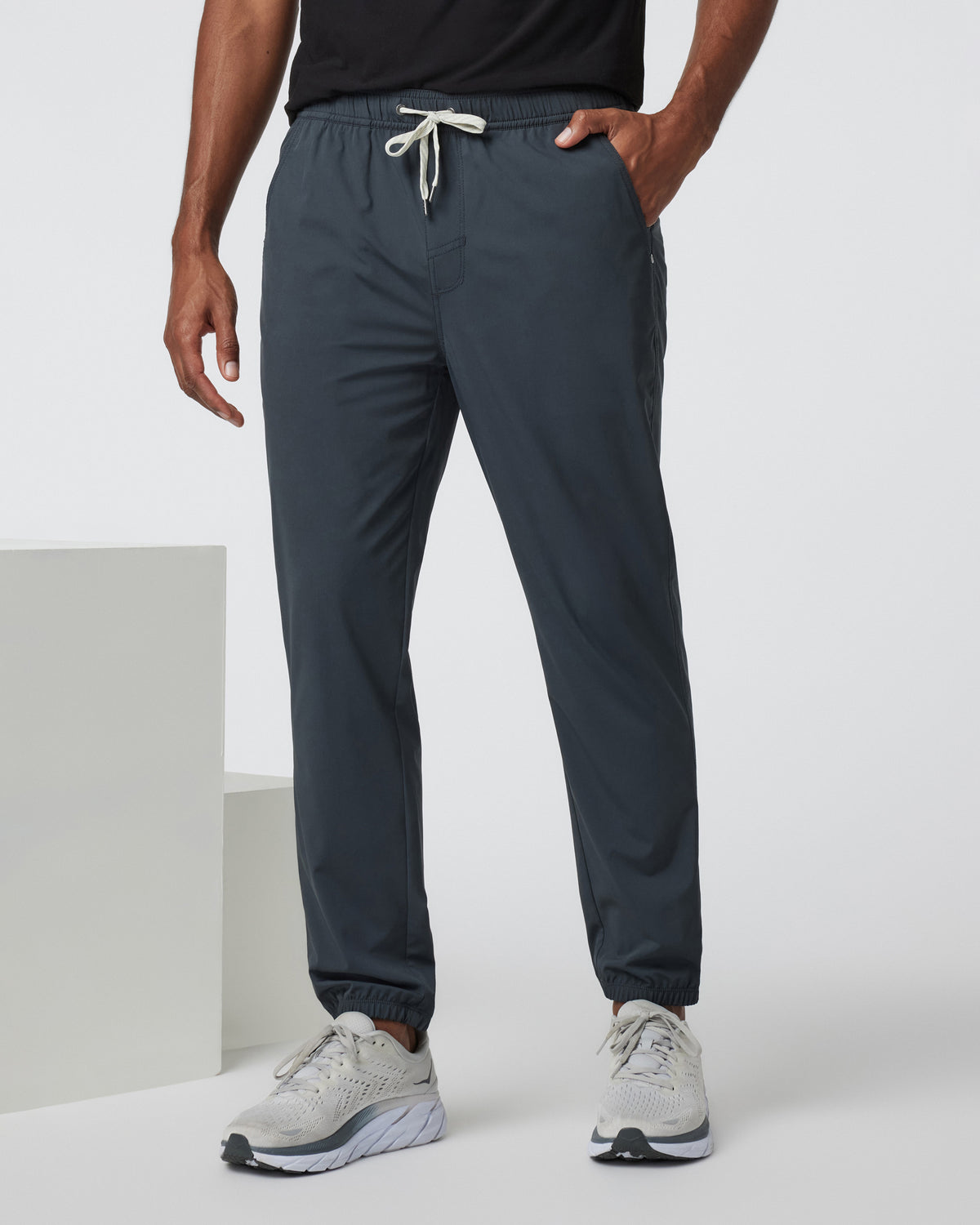Kore Jogger Men's Charcoal Workout Joggers | Vuori onsale