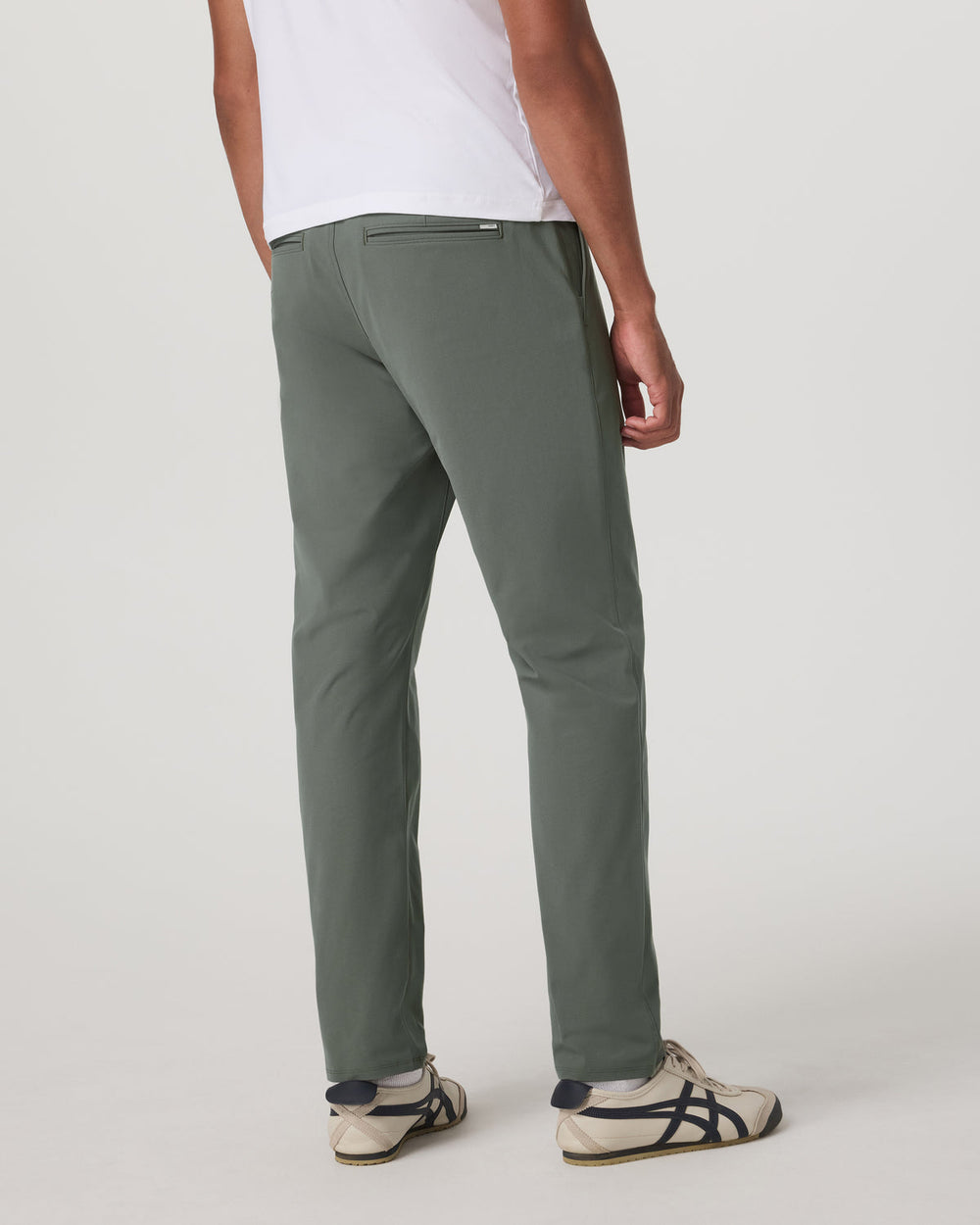 Meta Trouser Classic Fit 32" Men's Light Oregano Pants | Vuori shop