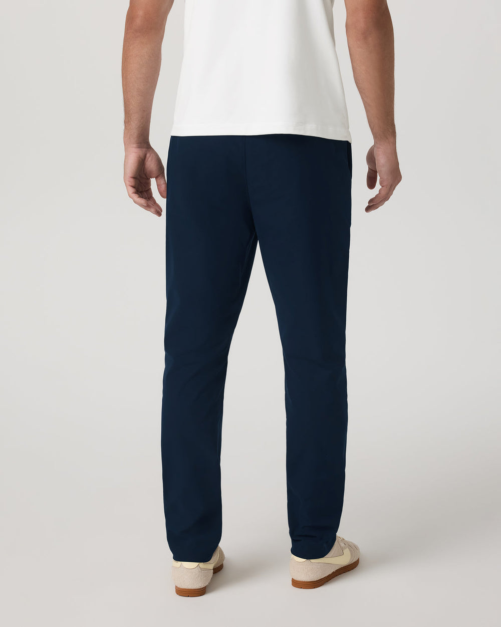 Meta Elastic Waist Pant Classic Fit Men's Ink Pants | Vuori onsale