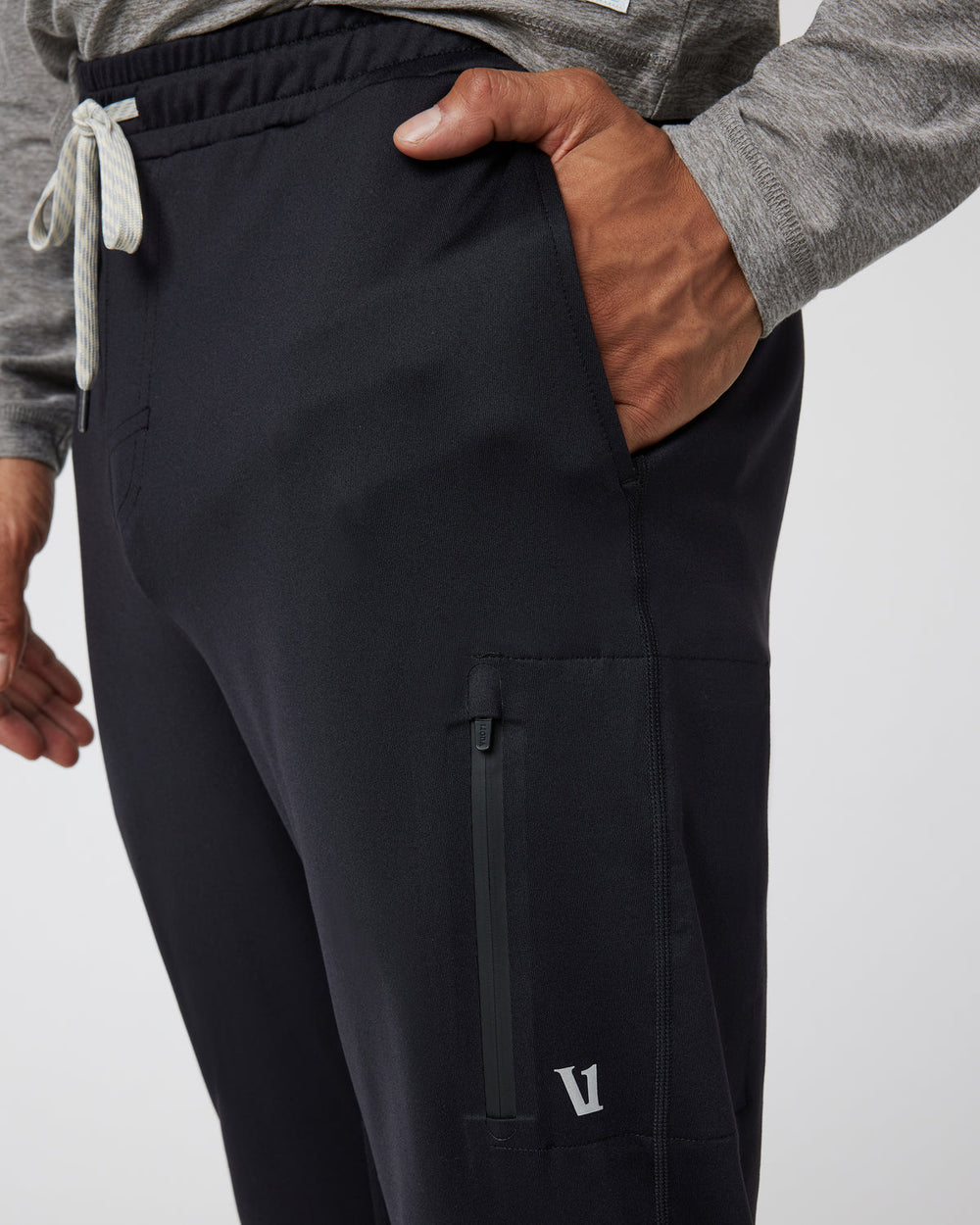 Sunday Performance Jogger 30" Black | Vuori sale