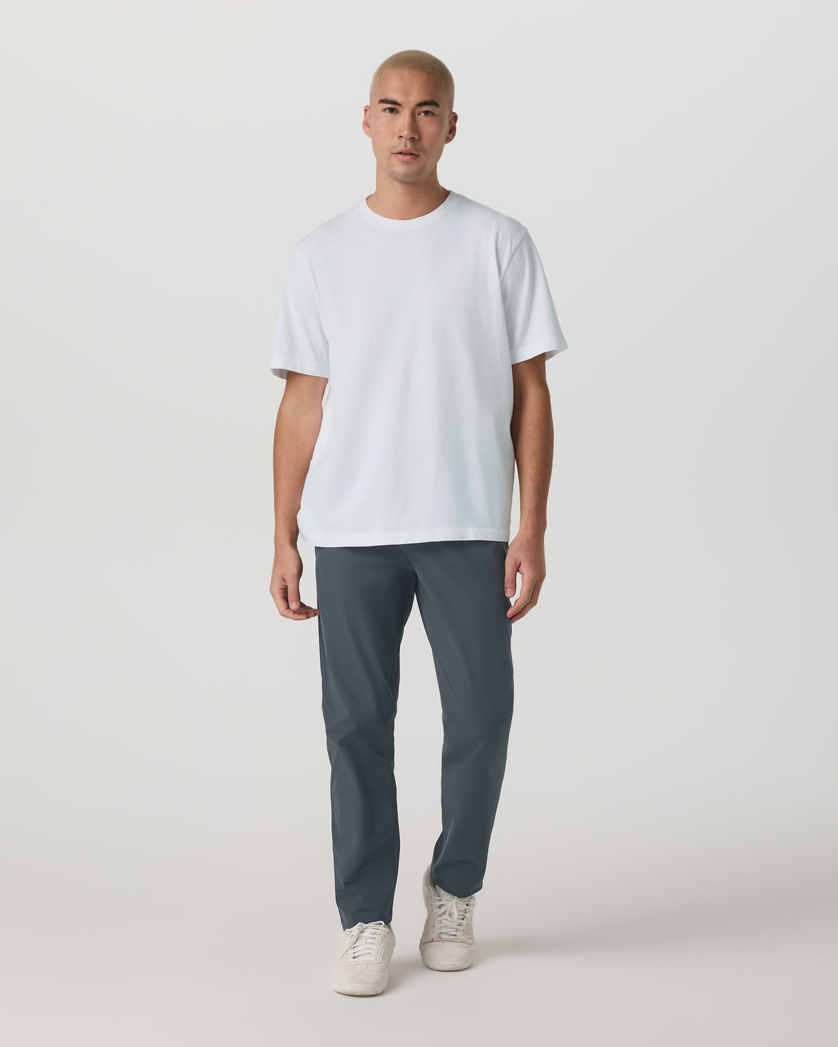 Meta Elastic Waist Pant Classic Fit Men's Charcoal Pants | Vuori outlet