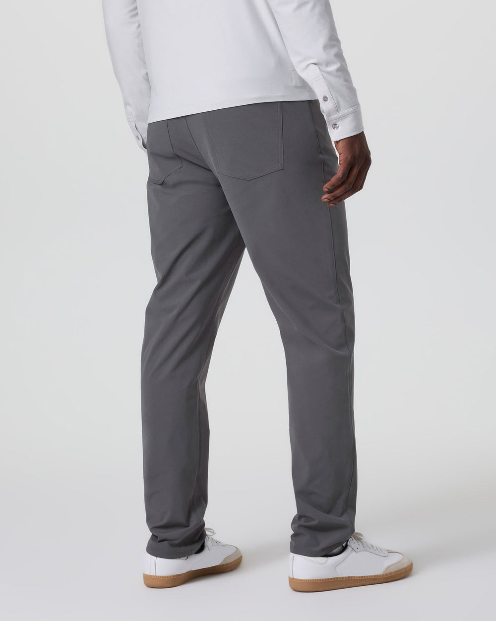 Meta Pant Classic Fit 34" Men's Charcoal 5-Pocket Pants | Vuori shop
