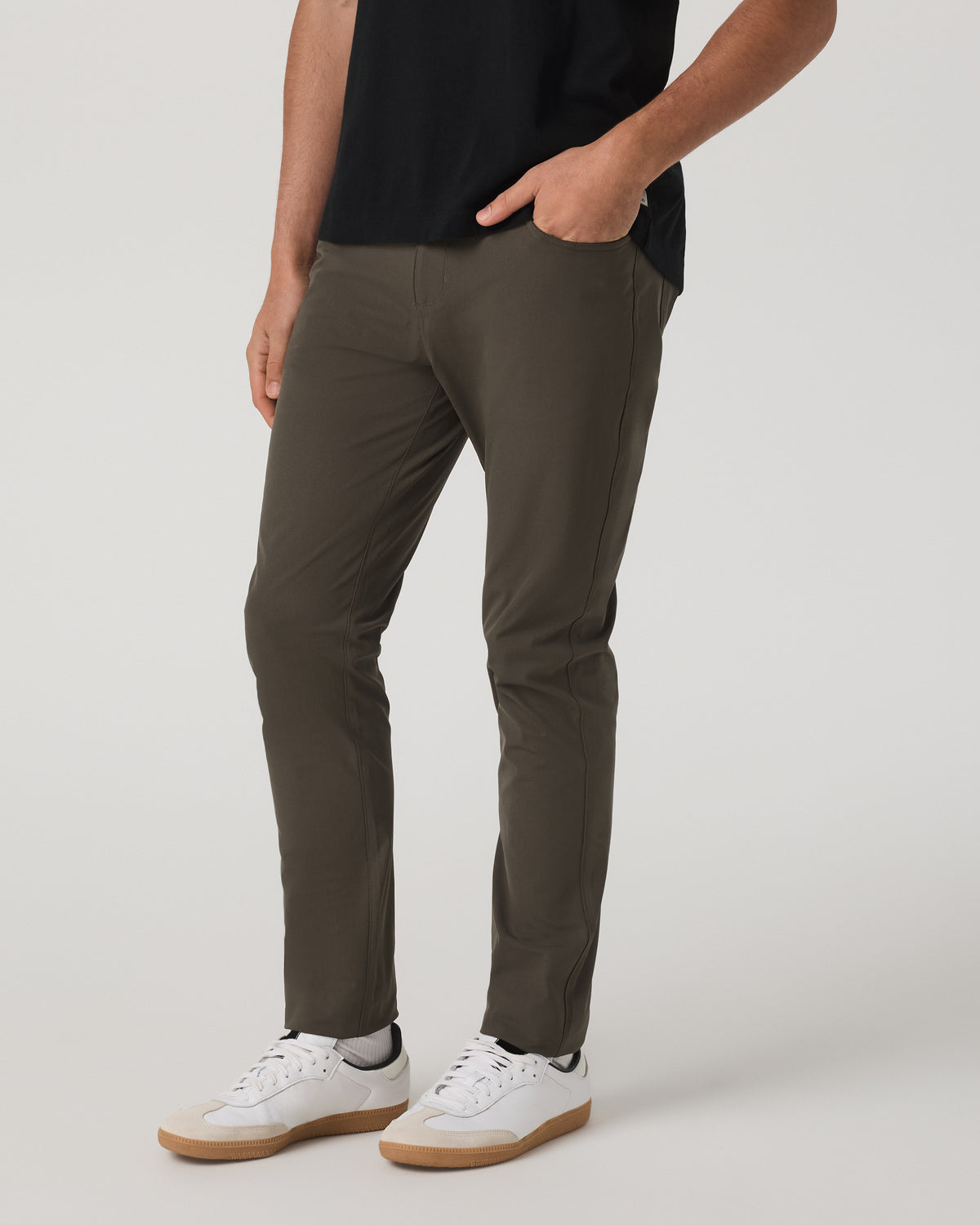 Vuori Meta™ Pant Athletic Slim Fit 34” Dark Oregano | Vuori onsale