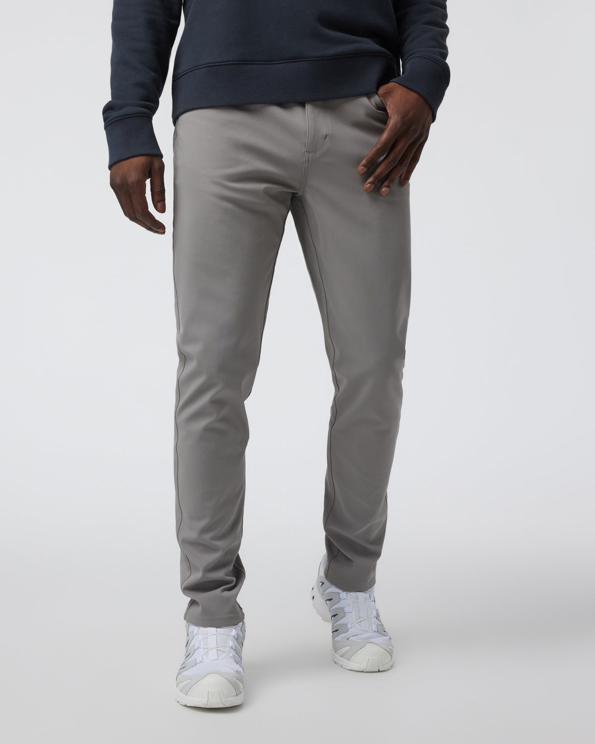 MetaTwill Pant Athletic Slim 32" Shiitake | Vuori online