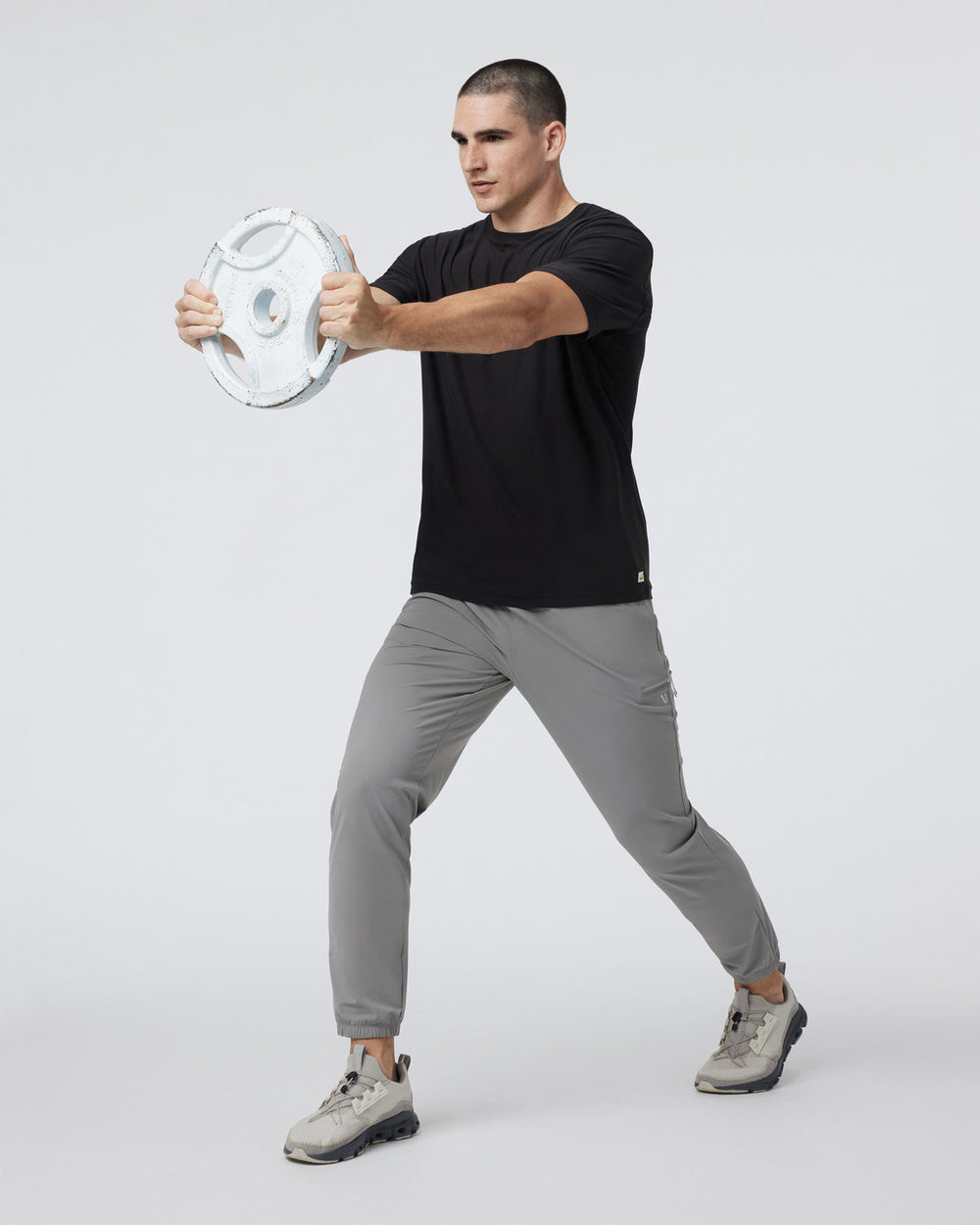 Fleet Sport Jogger Men's Shiitake Lightweight Joggers | Vuori online