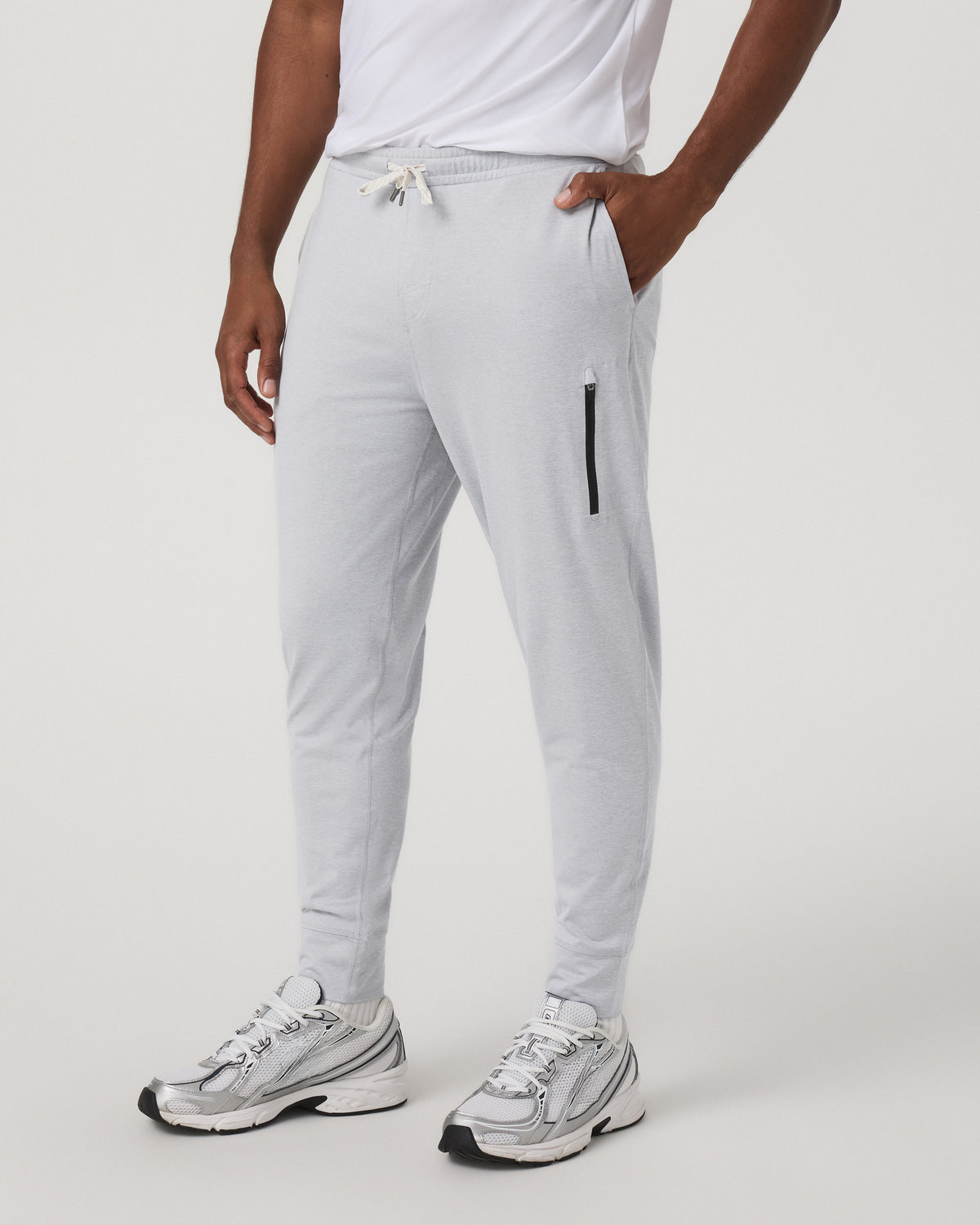 Sunday Performance Jogger Platinum White Joggers | Vuori shop