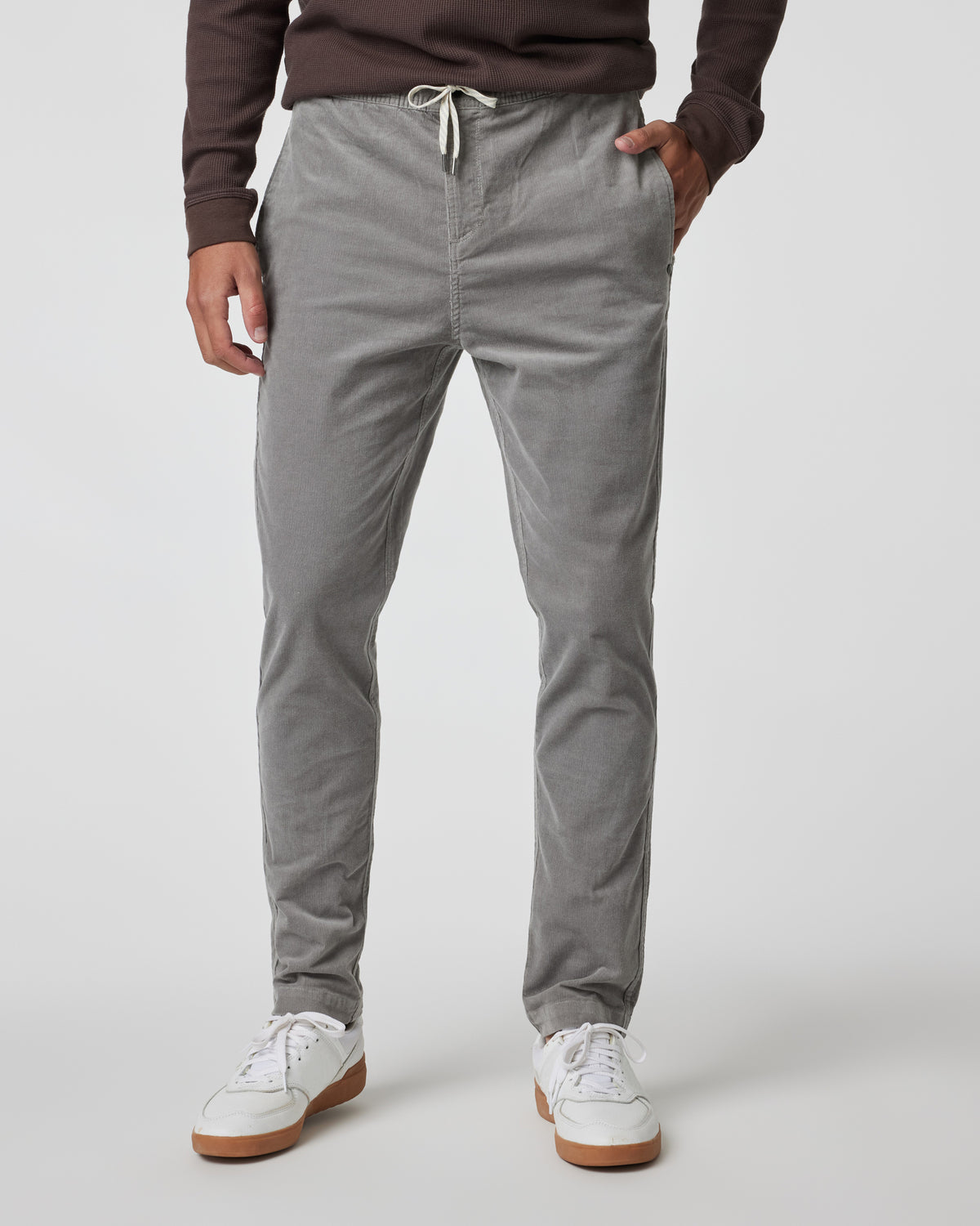 Optimist Pant Men's Shiitake Corduroy Pants | Vuori online
