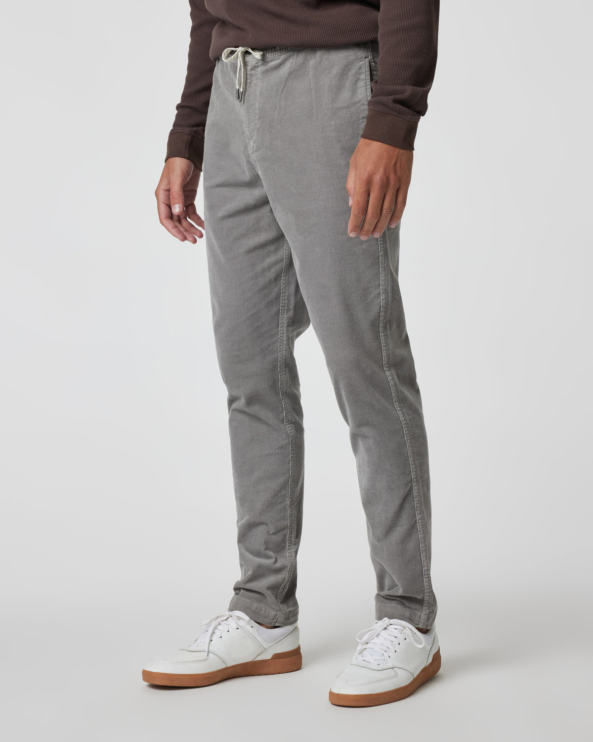 Optimist Pant Men's Shiitake Corduroy Pants | Vuori online