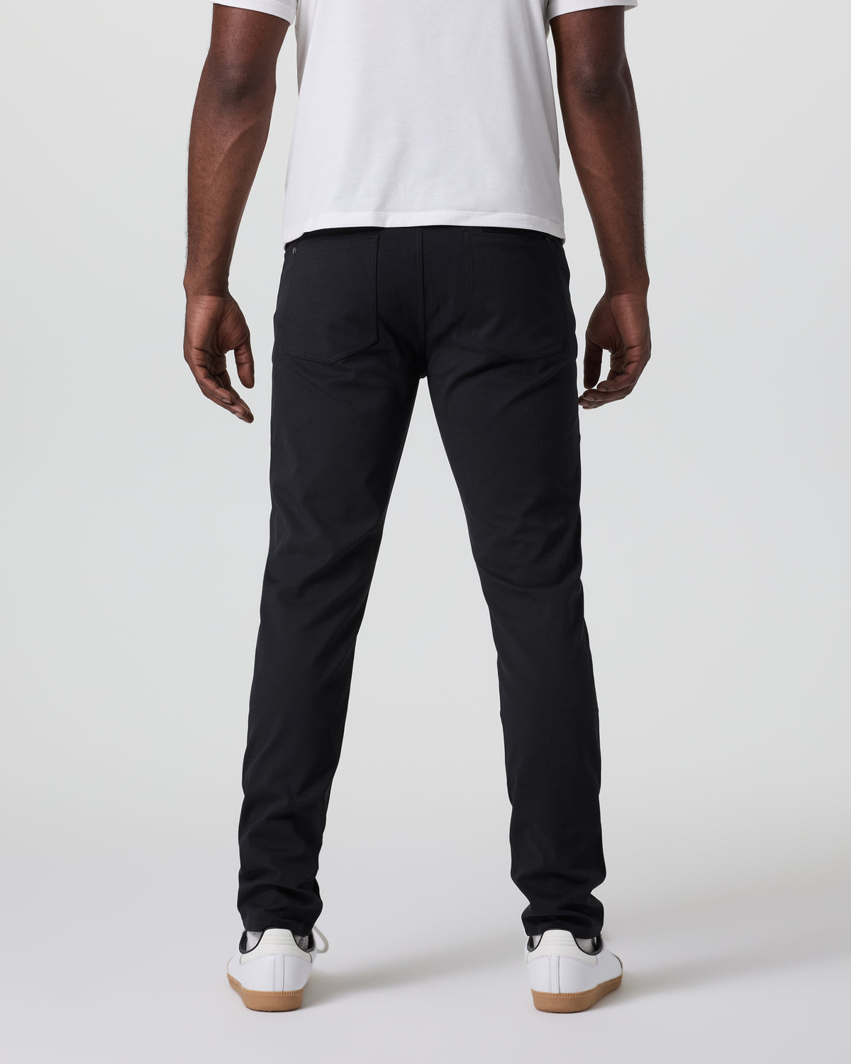 MetaTwill Pant Athletic Slim 32" Black | Vuori shop