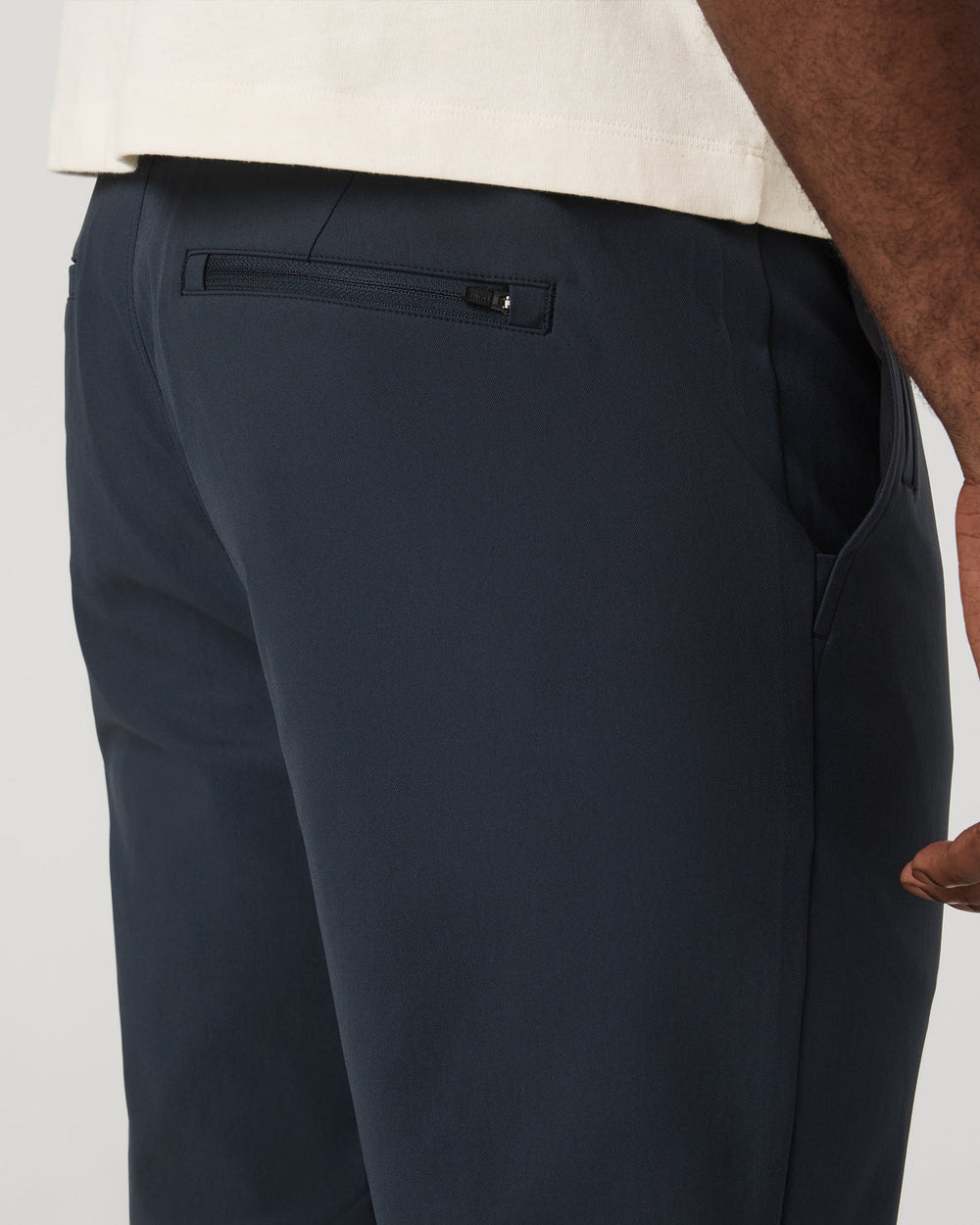 Cascade Chino Classic Fit 30" Men's Ink Pants | Vuori discount
