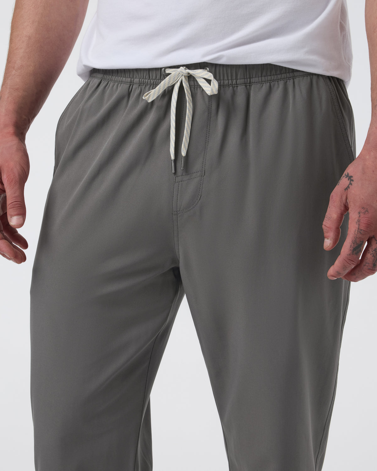 Kore Jogger Warm Grey Workout Joggers | Vuori onsale