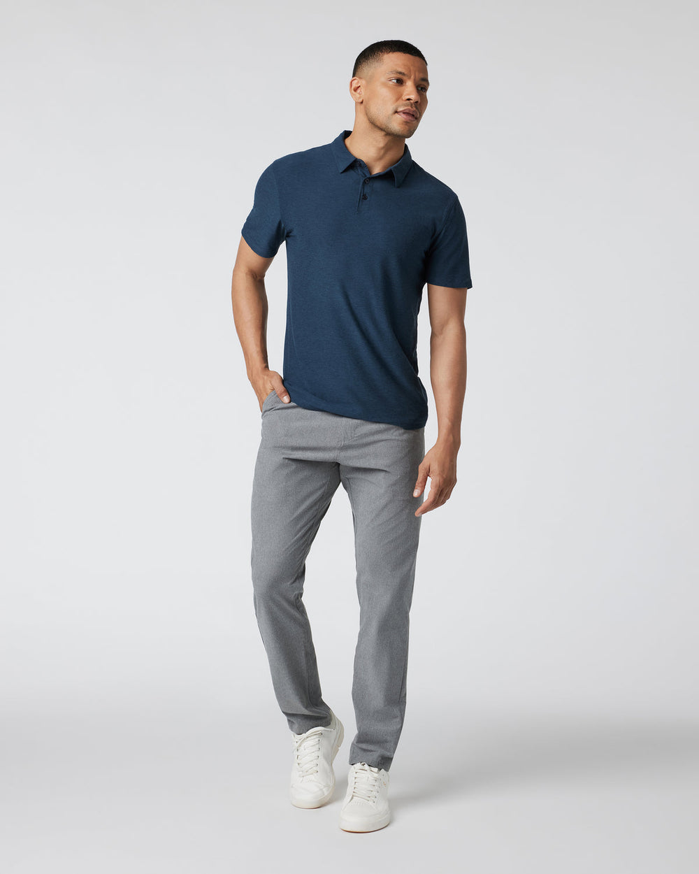 Aim Pant 30" Men's Concrete Golf & Travel Pants | Vuori for sale