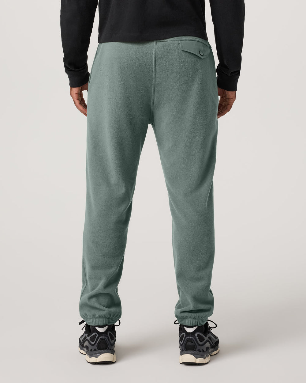 Aspen Sweatpant Men's Classic-Fit Sweats in Marsh | Vuori online