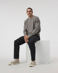 Barren Pant Classic 32" Men's Black Pants | Vuori online