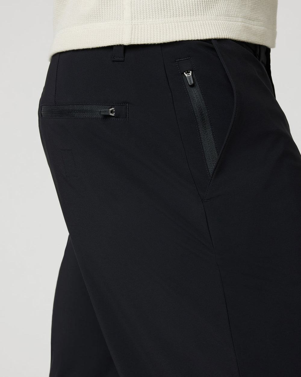 Fleet Chino Pant Athletic Slim 30" Black | Vuori shop