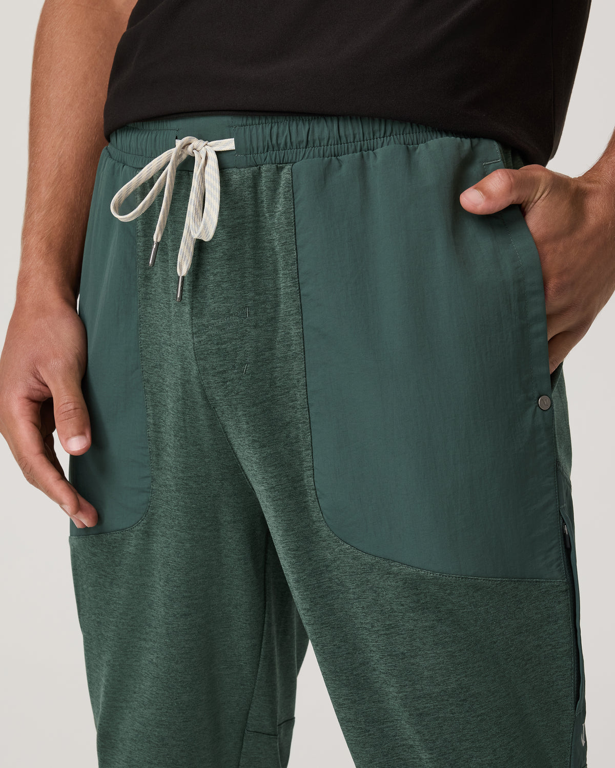 Men's Sunday Mixed Media Jogger 28" Agate Green Heather | Vuori shop