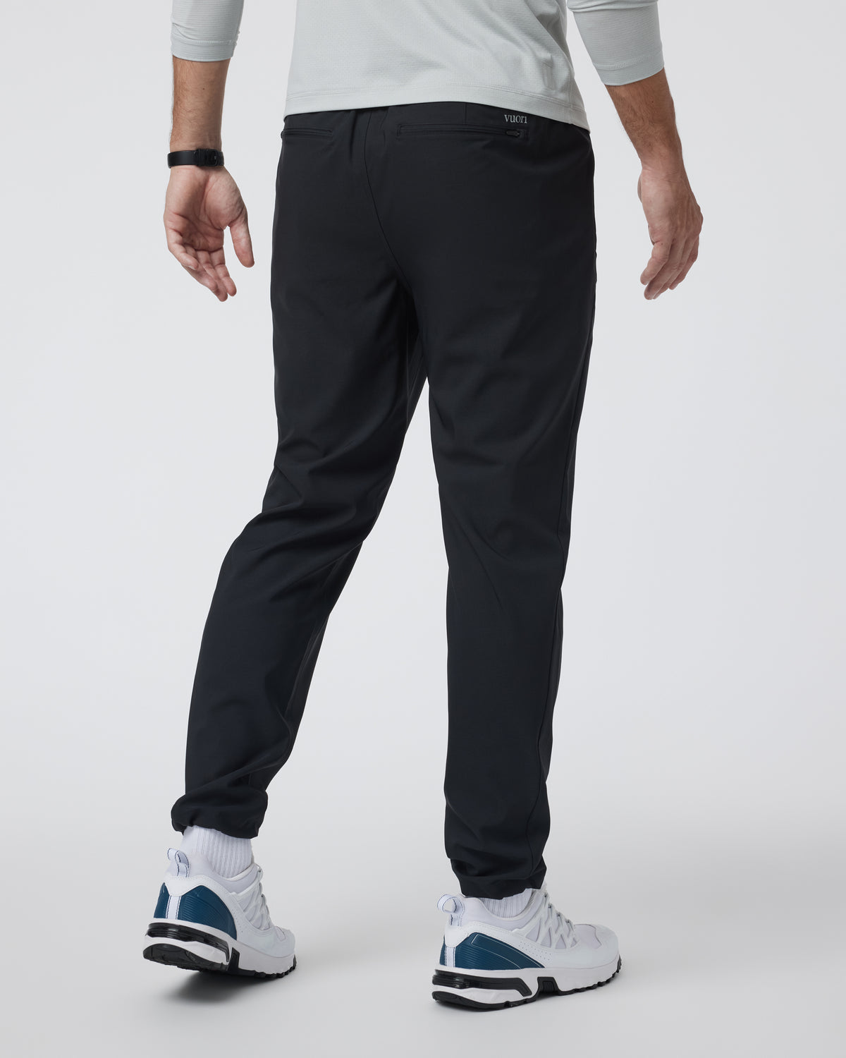 Train Tech Pant Men's Black Training Pants | Vuori online