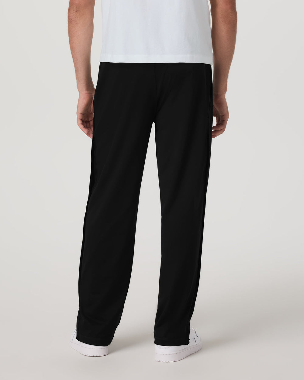 Sunday Warm Up Pant 30" Men's Black Performance Pants | Vuori shop