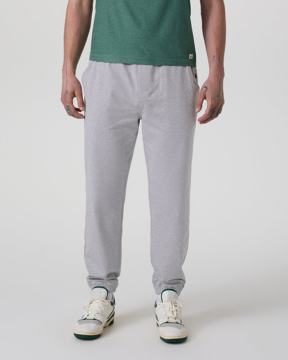 Coronado Performance Sweatpant Classic 30" Light Heather Grey | Vuori online