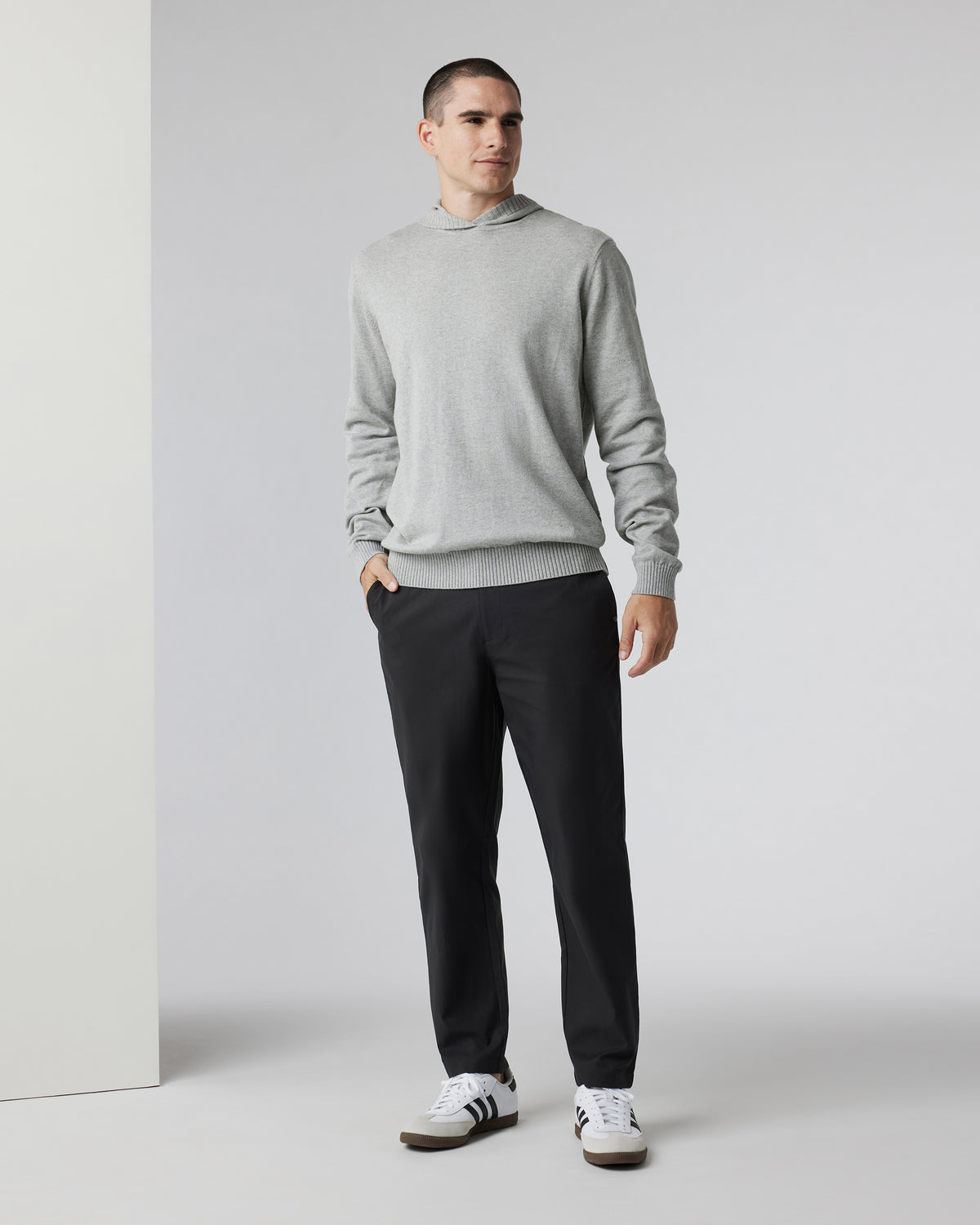 Cascade Crinkle Pant Relaxed 30" Black | Vuori outlet