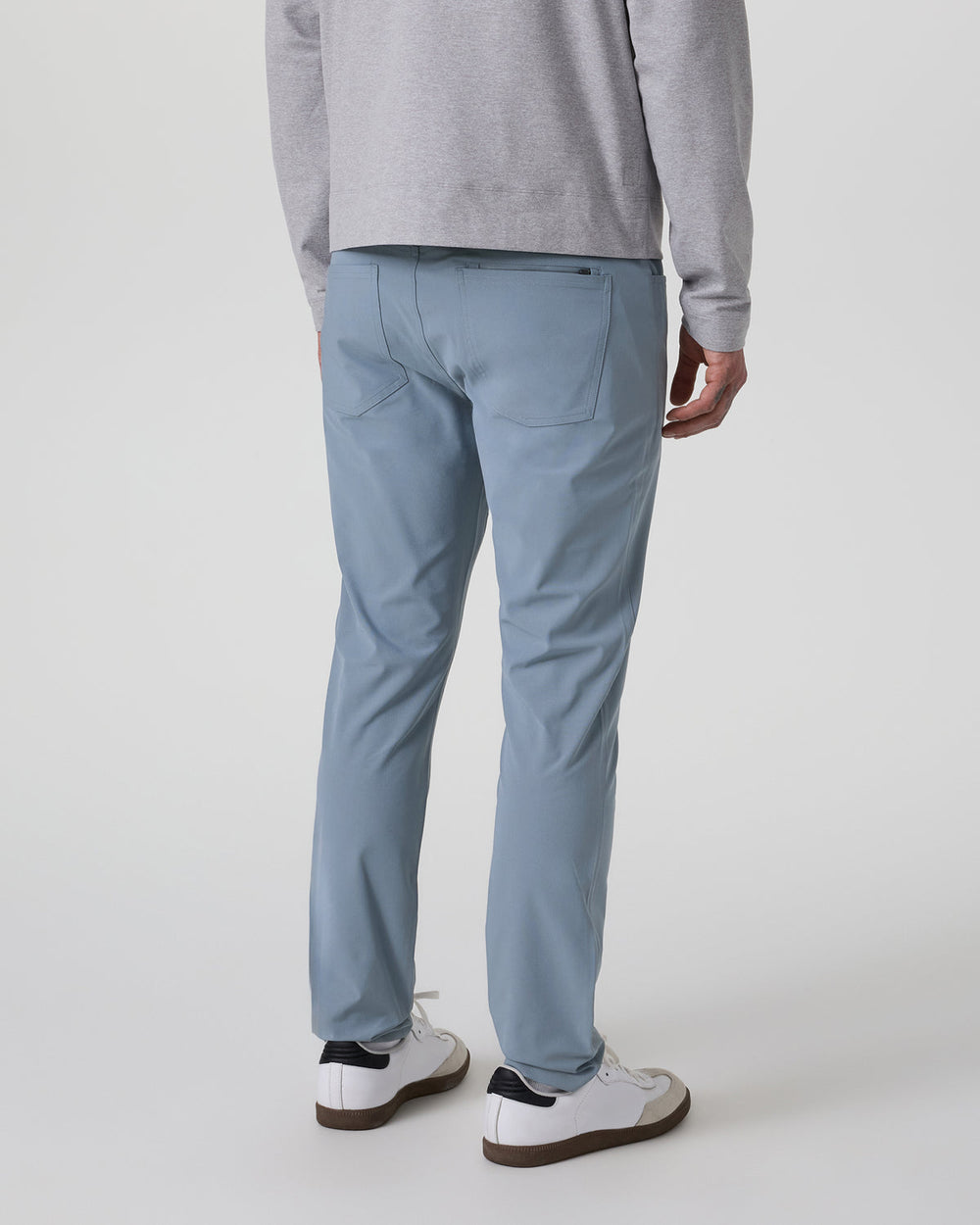 Meta Pant Athletic Slim 34" Dusty Blue | Vuori outlet