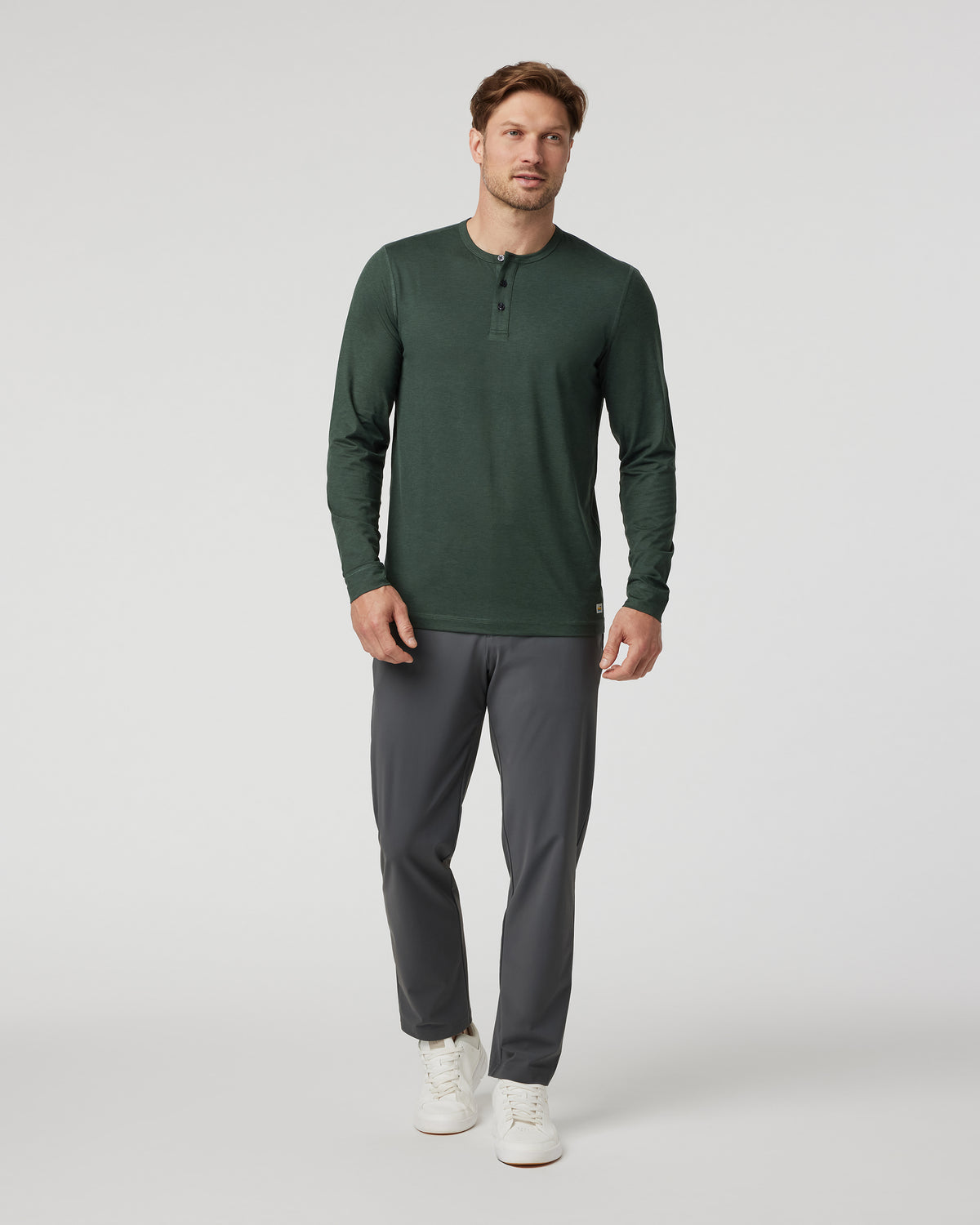 Fleet Chino Pant Athletic Slim 30" Charcoal | Vuori onsale