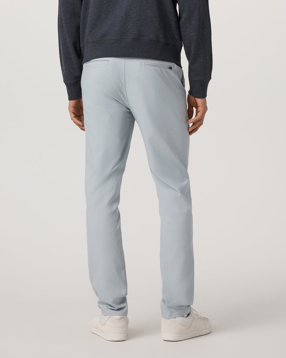 Men's Cascade Tech Chino Athletic Slim Fit 30" Blue Haze | Vuori onsale