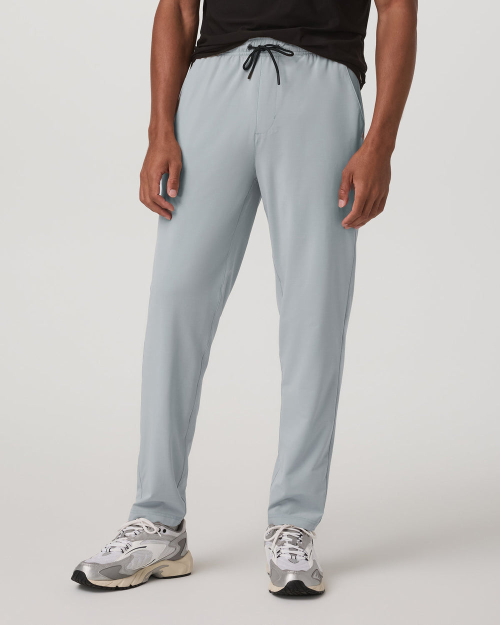 Elevate Kore Pant Lined Men's Athletic Pants in Sea Fog | Vuori outlet