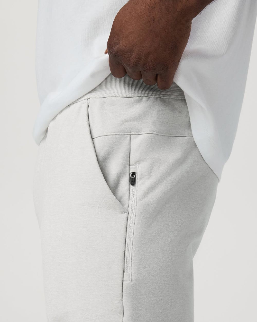 Men's Coronado Sweatpant 30" Salt Heather | Vuori online