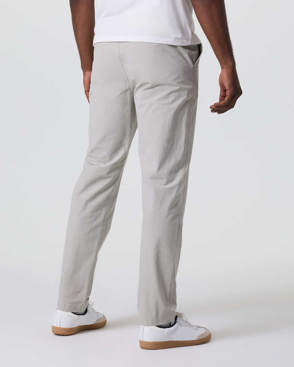 Barren Explorer Pant Classic Fit 30" Talc | Vuori sale