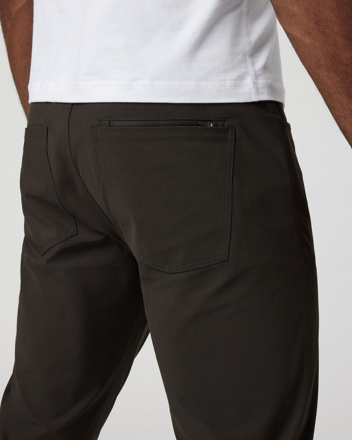 Meta Pant Men's Dark Java 5-Pocket Pants | Vuori shop
