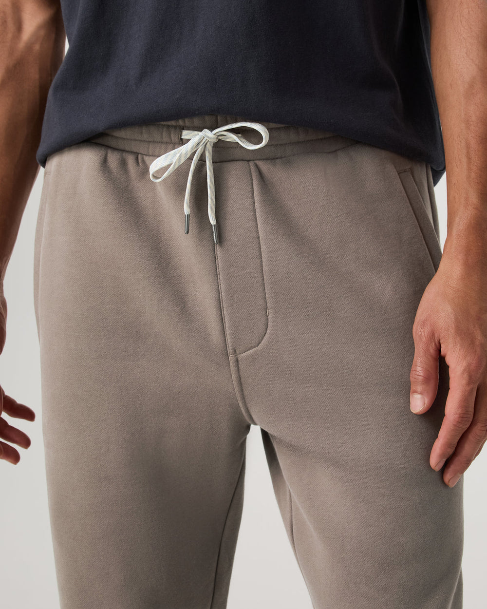 Seaside Sweatpant 30" Men's Smokey Taupe Sweatpant | Vuori outlet