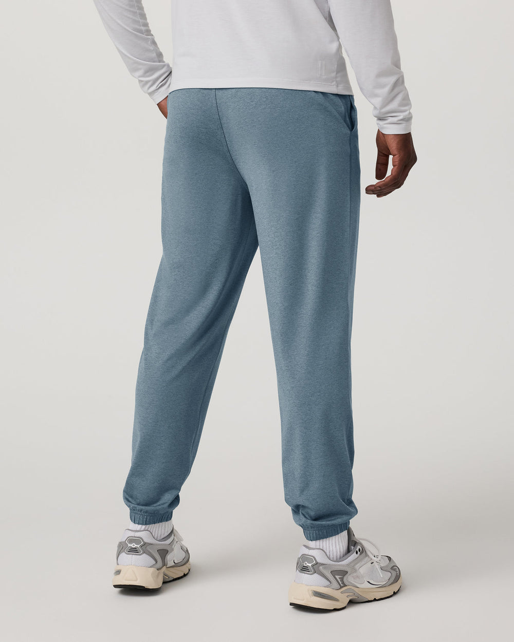 Men's Sunday Performance Sweatpant 30" Smoke Blue | Vuori onsale