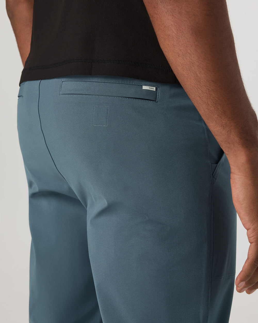 Meta Jogger 30" Men's Blue Sea Performance Knit Joggers | Vuori online