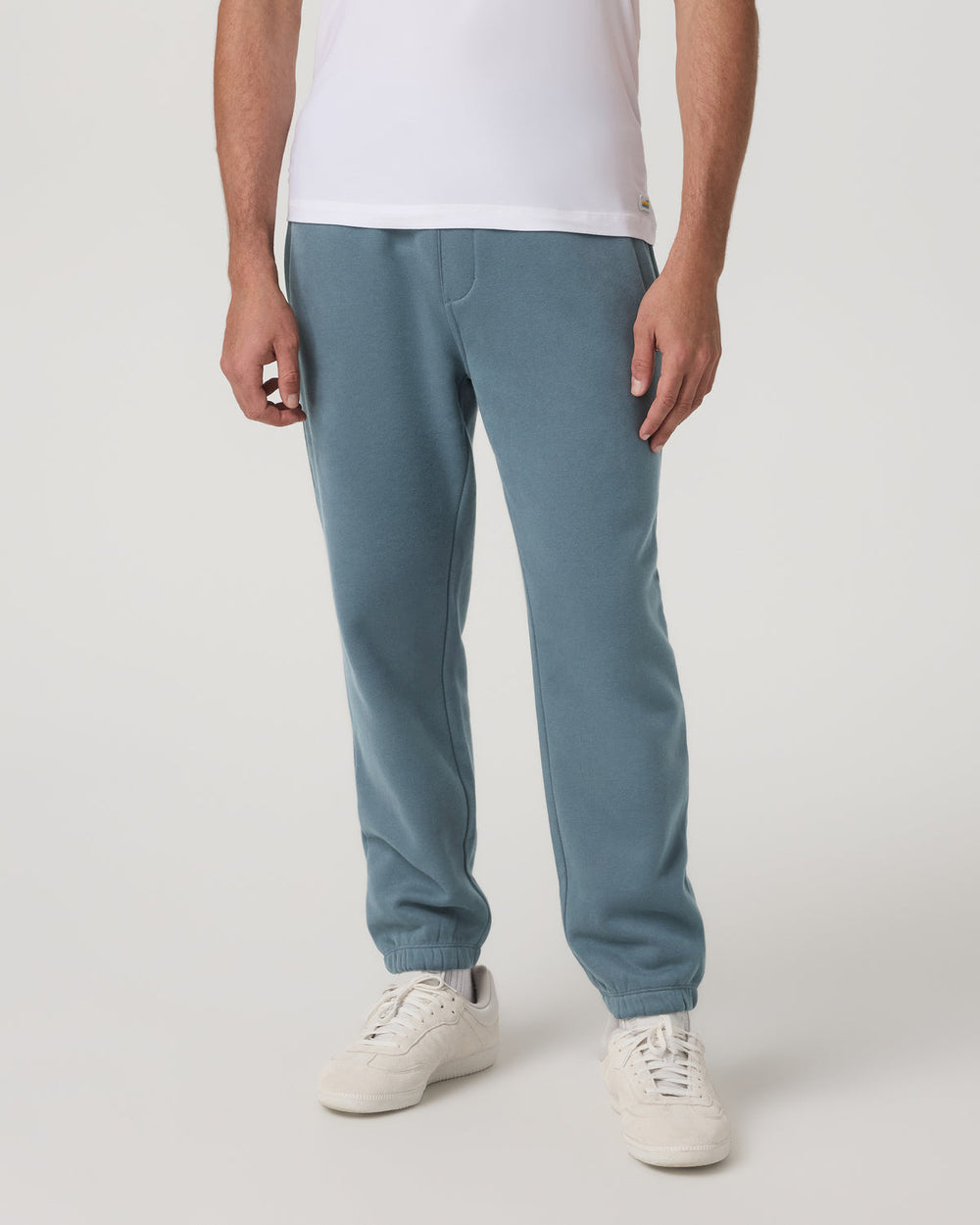 Seaside Sweatpant Blue Sea | Vuori online