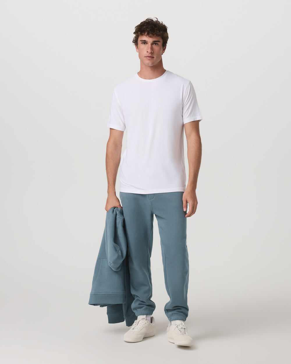 Seaside Sweatpant Blue Sea | Vuori online