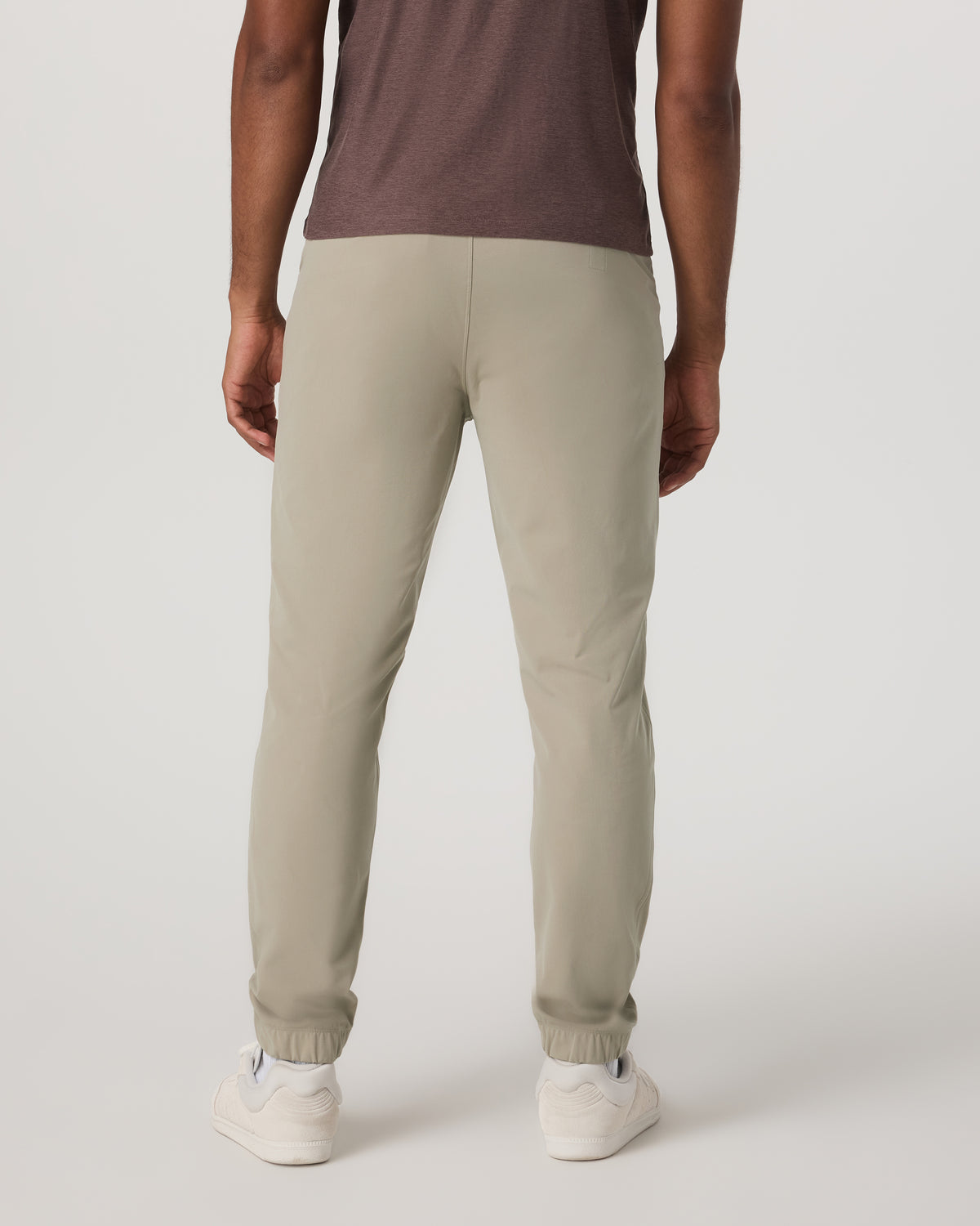 Meta Jogger 30" Men's Truffle Performance Knit Joggers | Vuori for sale