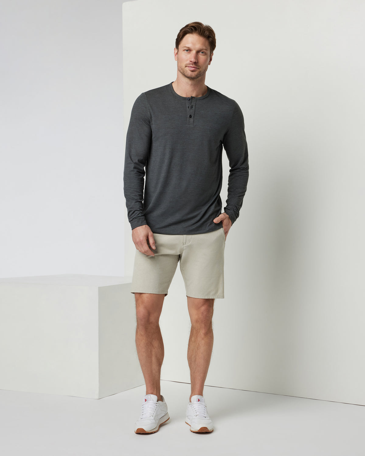Aim Short Khaki Short for Men Clothing | Vuori discount