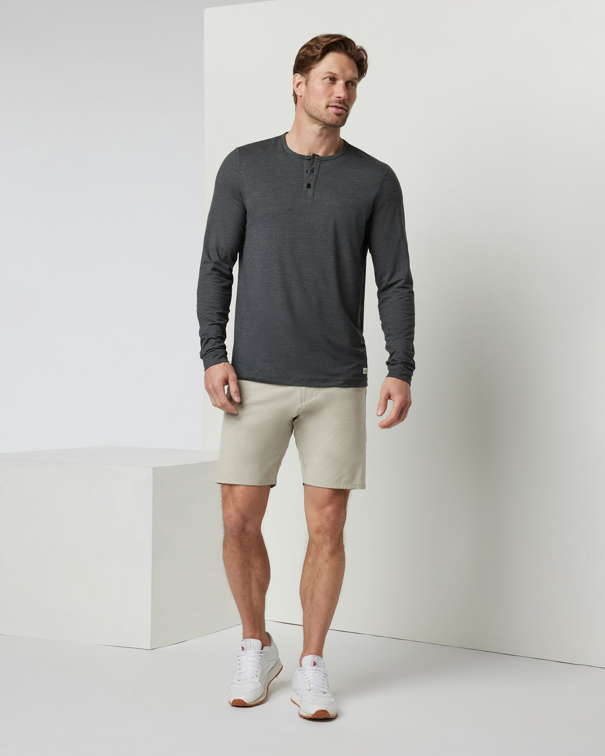 Aim Short Khaki Short for Men Clothing | Vuori discount