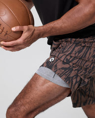 Kore Short Lined 7" Men's Chocolate Milk Mirage | Vuori for sale