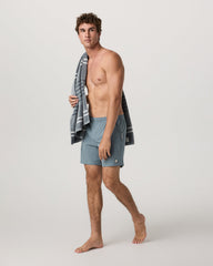 Maverick Volley Short Lined Men's Abyss Swim Shorts | Vuori online