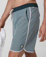 Cruise Boardshort Dusty Blue Linen Texture | Vuori for sale