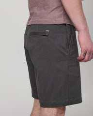 Fletcher Short Classic Fit 8" Dark Pewter | Vuori shop