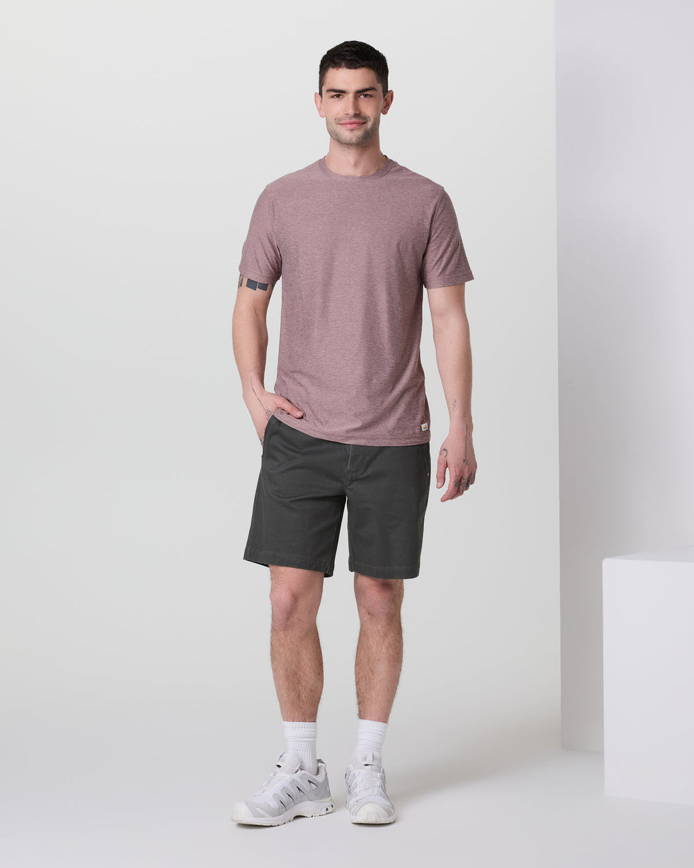 Fletcher Short Classic Fit 8" Dark Pewter | Vuori shop