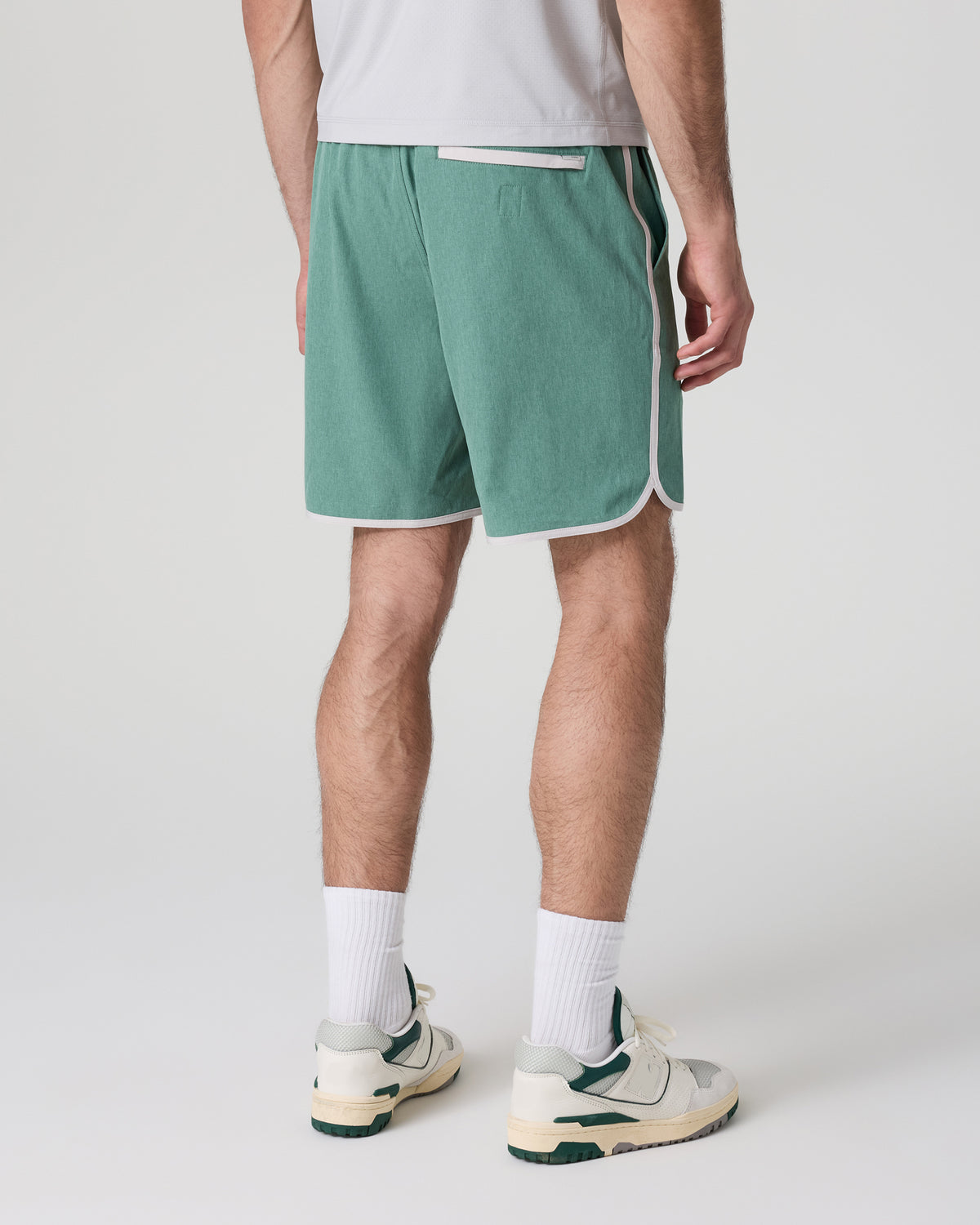 Banks Short Hedge Green Linen Texture | Vuori online