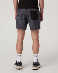 Kore Short Unlined 5" Men's Moonlight Sand Athletic Short | Vuori shop