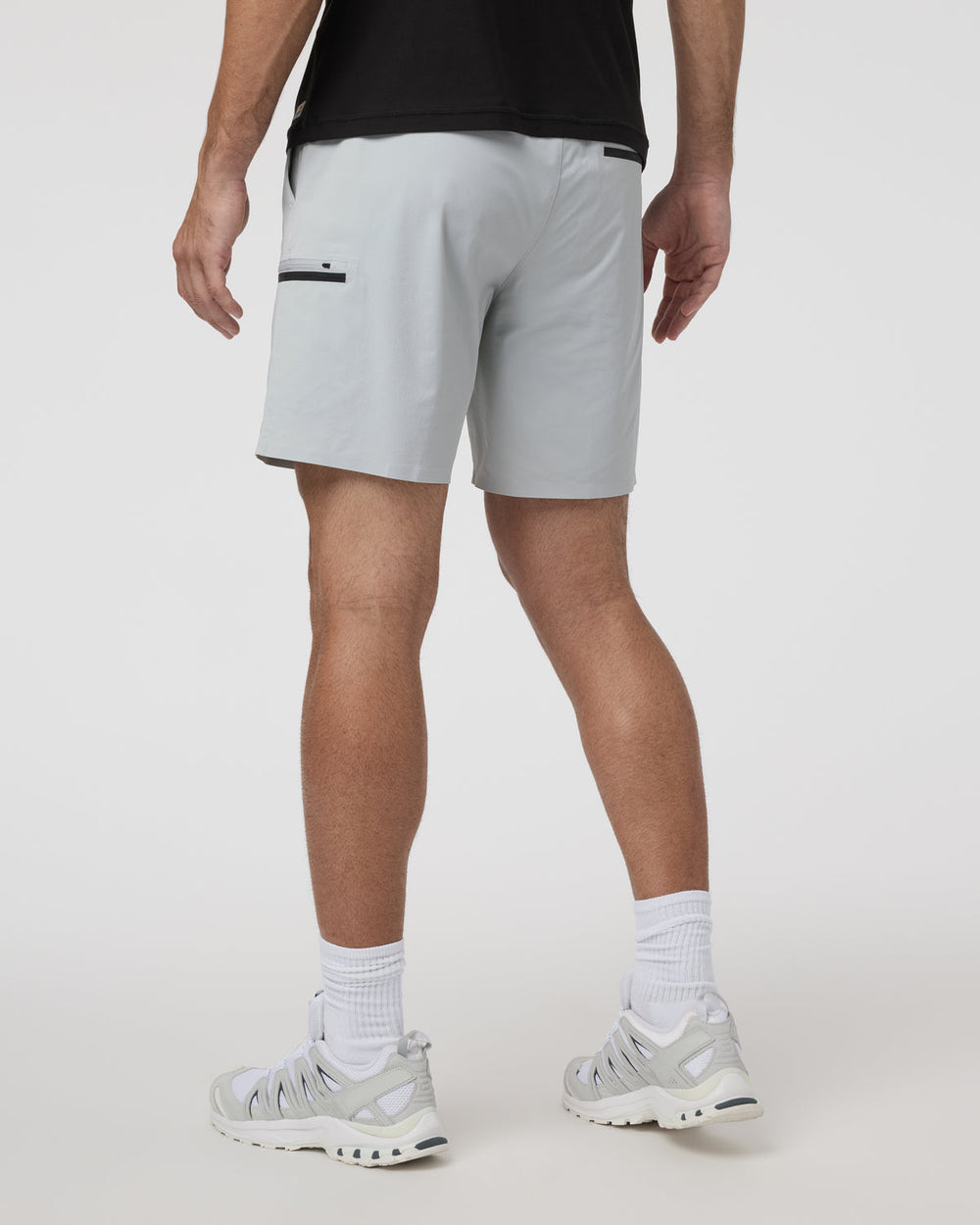 Grafton Short Lined Classic Fit 7" Sky Grey | Vuori for sale