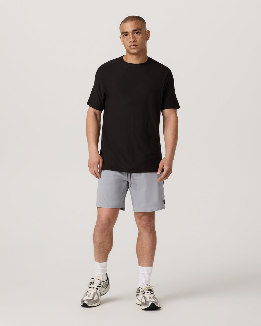 Elevate Kore Utility Short Lined 7" Men's Sea Fog Shorts | Vuori online