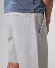 Cascade Crinkle Elastic Waist Short Classic Fit 8" Fog | Vuori outlet