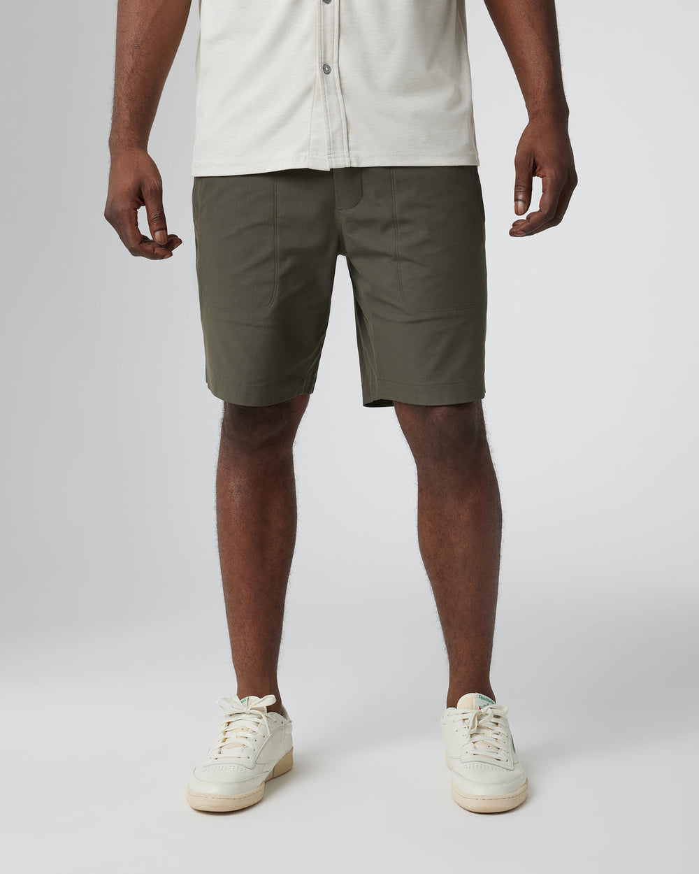 Meta Easy Short Men's Dark Oregano Casual Shorts | Vuori outlet